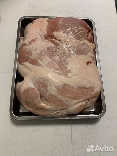 Свежая свиная мякоть окорок