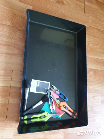 Поднос с сеткой