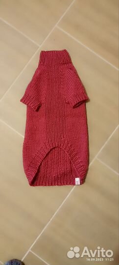 Вязаный свитер для кошки