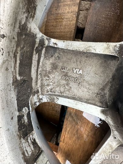 Три диска R15 Logan