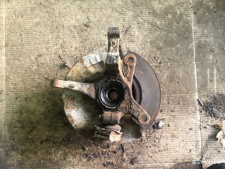 Chevrolet spark кулак поворотный