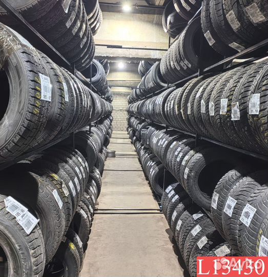 Hankook Radial RA08 215/70 R16C 108N