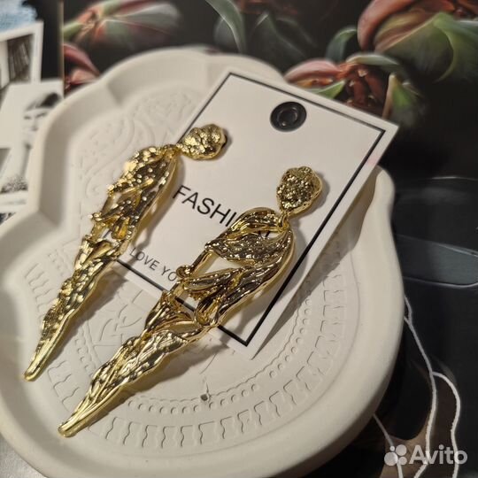 Серьги объёмные