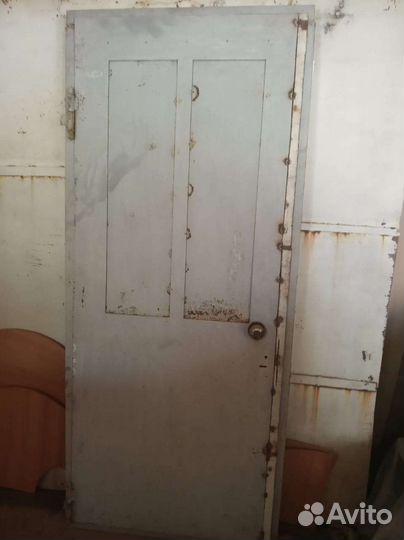 Дверь металлическая