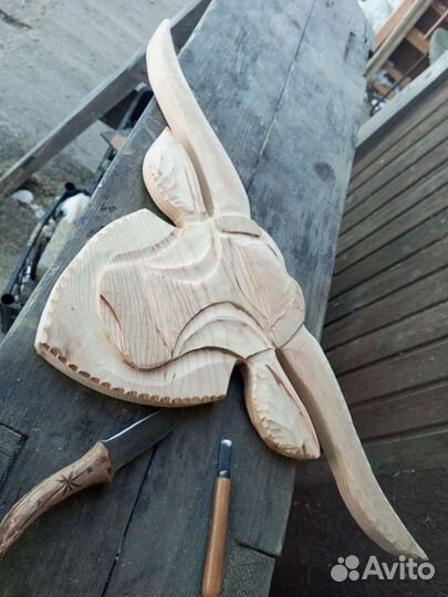 Настенное панно резное