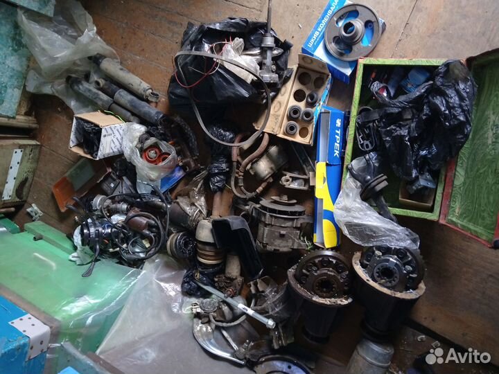 Продам запчасти на Ваз 2121