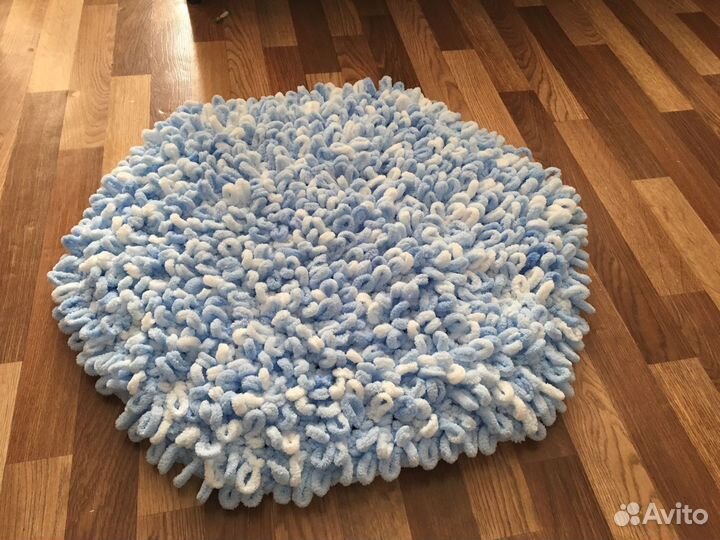 Вязаные пледы и коврики ручной работы Alize Puffy