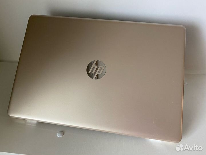 Большой HP 17.3/i3-6006u/M330/8GB/1TB