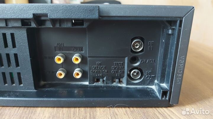 Видеомагнитофон Panasonic NV-SD 225