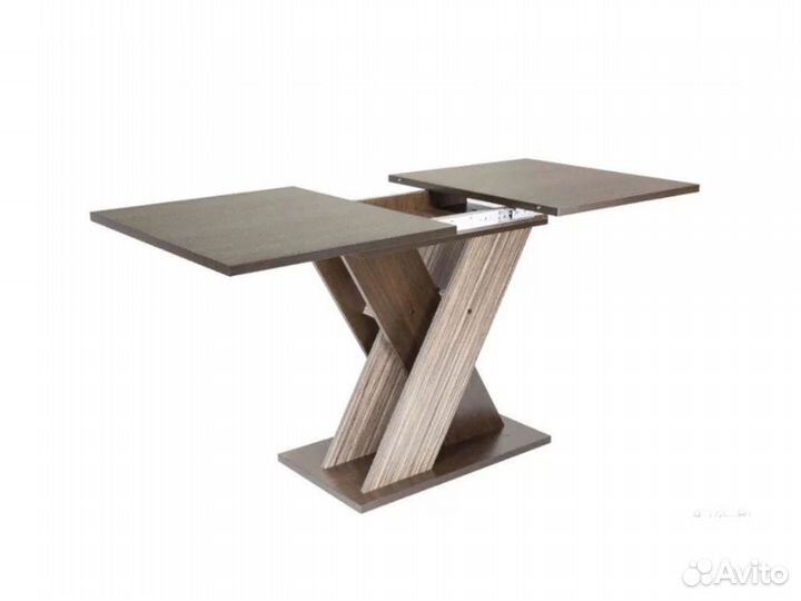 Кухонный стол