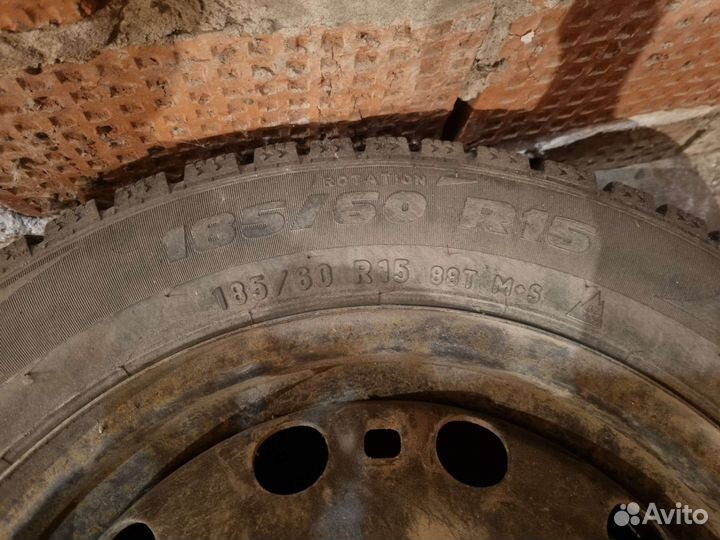 Pirelli Formula Ice 185/60 R15 88T