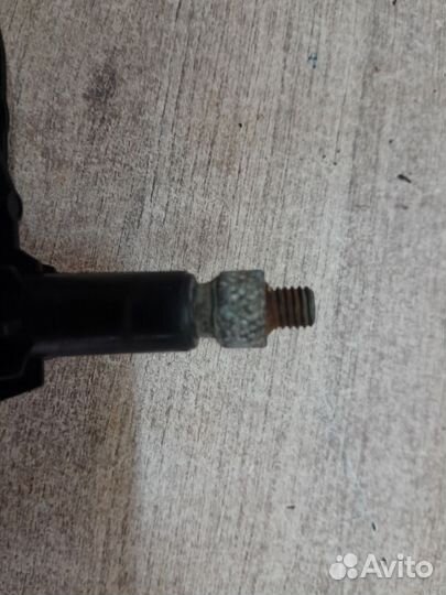 Моторчик стеклоочистителя задний Citroen C4 I (200