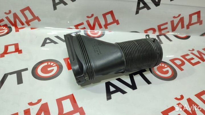 Патрубок воздушного фильтра Volkswagen Passat 3C2