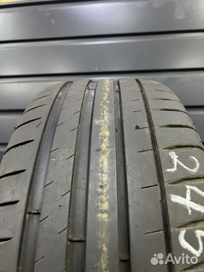 Michelin Pilot Sport 4 245/45 R17 99Y