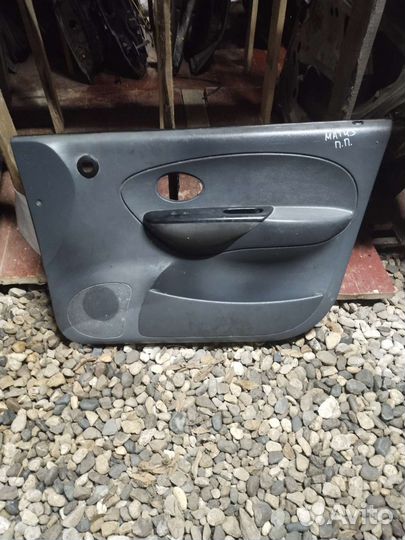 Обшивка двери передней правой Daewoo Matiz