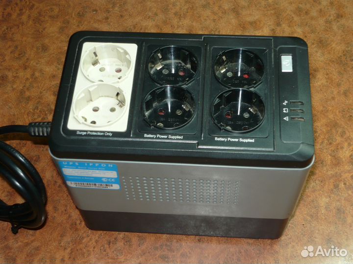 Бесперебойник (UPS) Ippon Back Verso 600