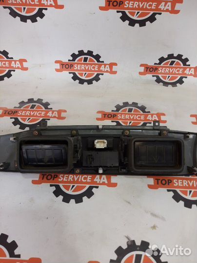 Накладка на торпедо Mitsubishi Lancer Cedia CS5W