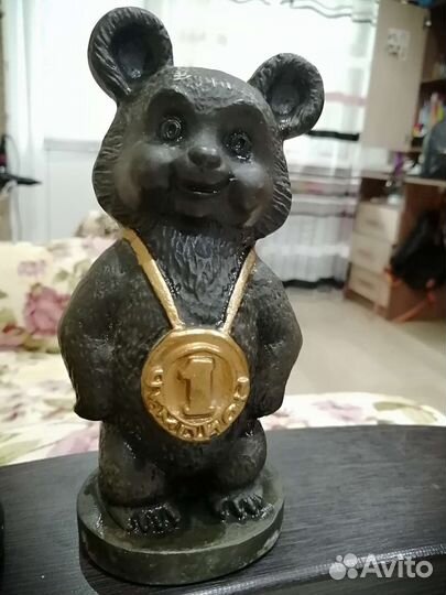 Статуэтка Олимпийский мишка России