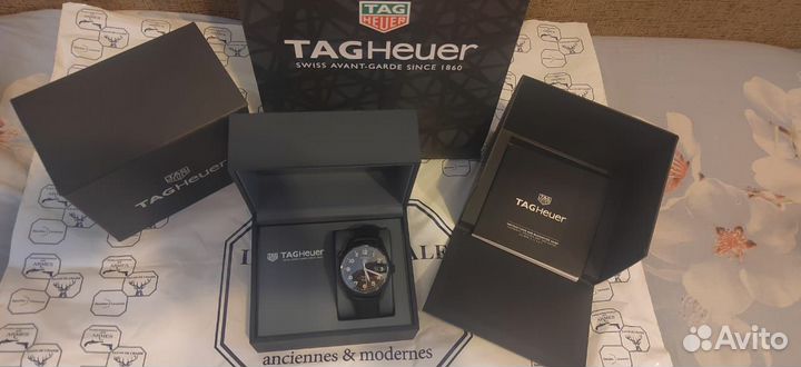 Наручные часы TAG Heuer Carrera WAR2A80