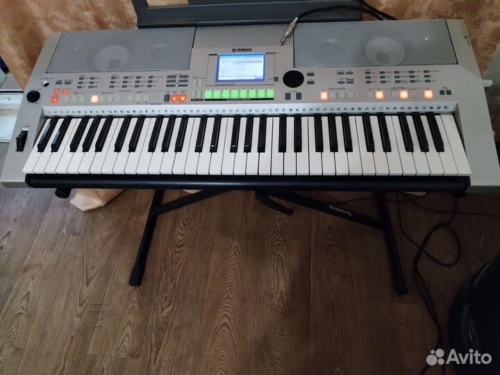 Синтезатор yamaha PSR-S500