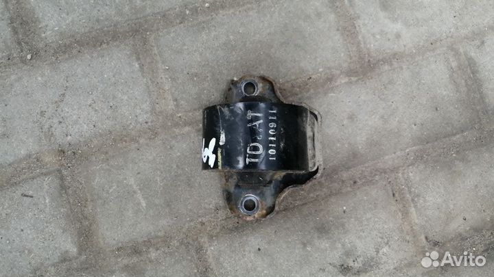 Подушка опора двигателя kia cerato 2