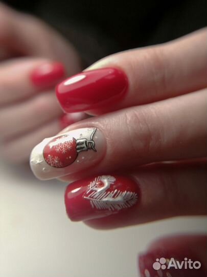 Маникюр с покрытием гель-лак