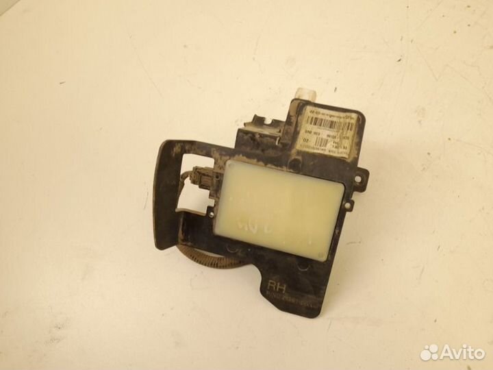 Датчик системы защиты пешехода правый Hyundai