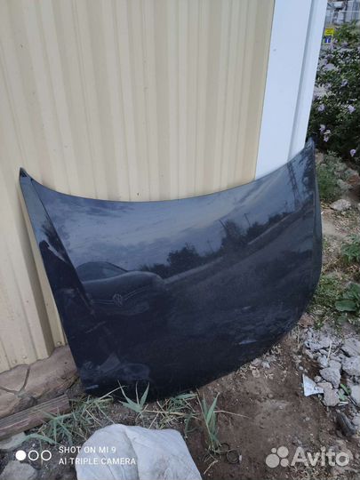 Капот на volkswagen polo