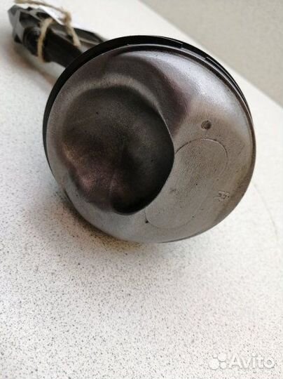 Поршень с шатуном правый Mitsubishi Diamante F31A