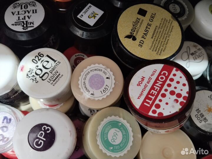 Материалы для мастера маникюра