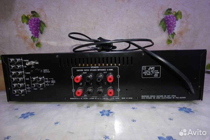 Продаю усилитель JVC