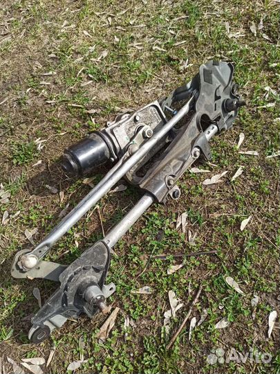 Трапеция стеклоочистителей с мотором мазда 3 бл