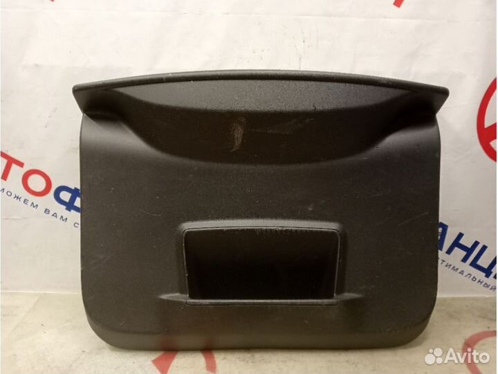 Обшивка крышки багажника, 909008523 renault duster