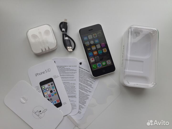 iPhone 5C, 8 ГБ