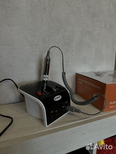 Машинка для аппаратного маникюра