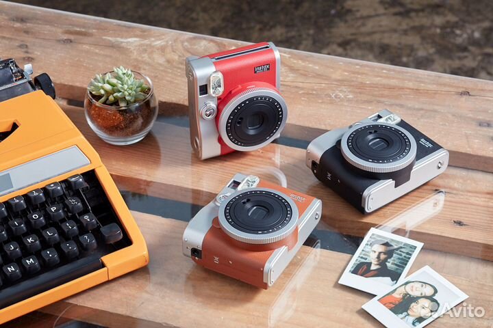 Фотоаппараты Instax Mini 90 l Новые