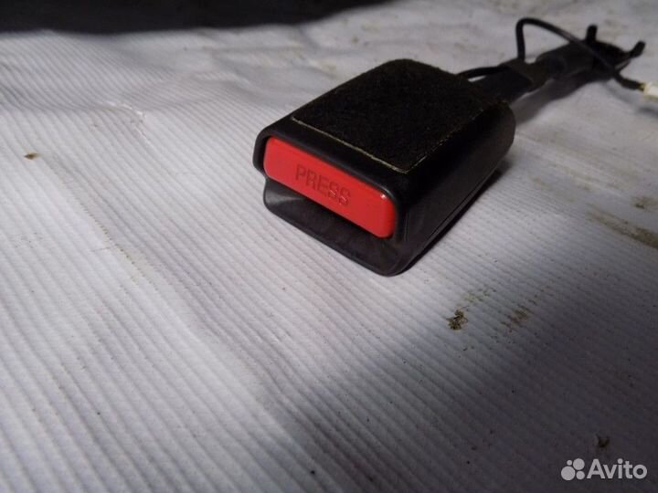 Ответная часть ремня безопасности C4 II 2011