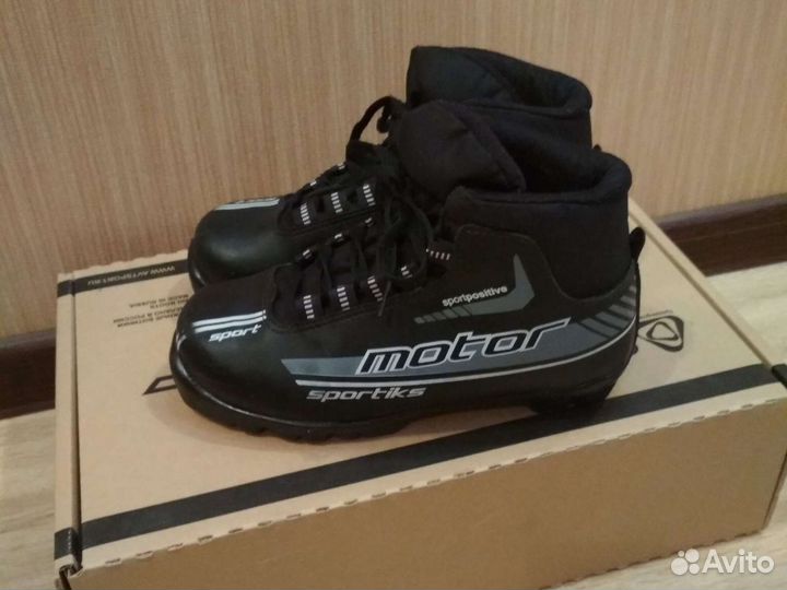 Ботинки лыжные NNN р.36