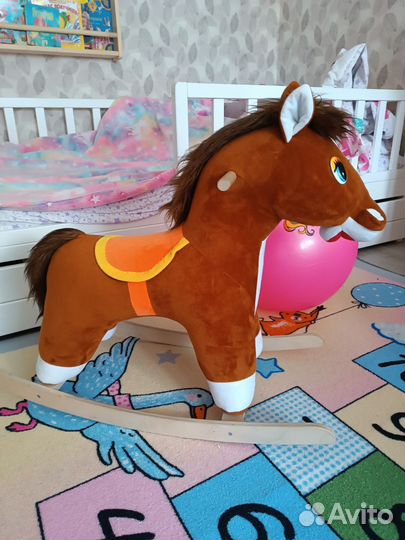 Лошадь качалка мягкая