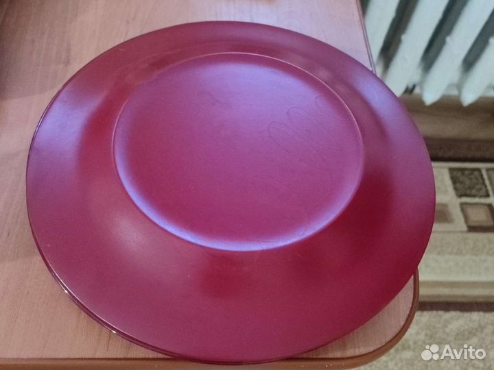 Тарелки Люминарк красные