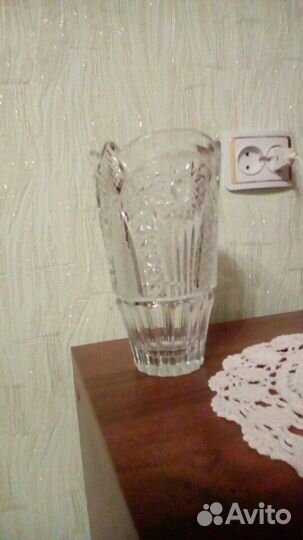 Хрустальная ваза