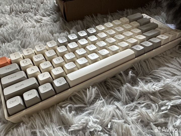 Механическая клавиатура 65