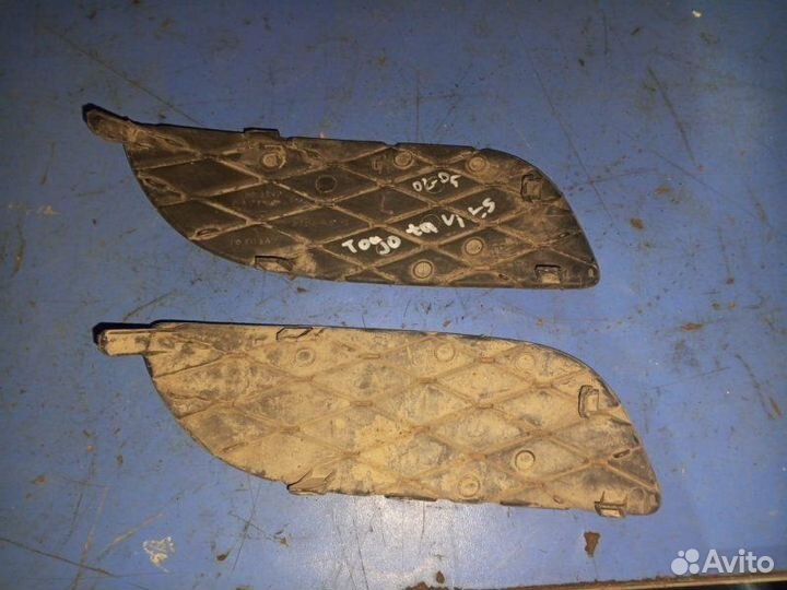 Заглушка птф левая Toyota Vitz 2002-2005