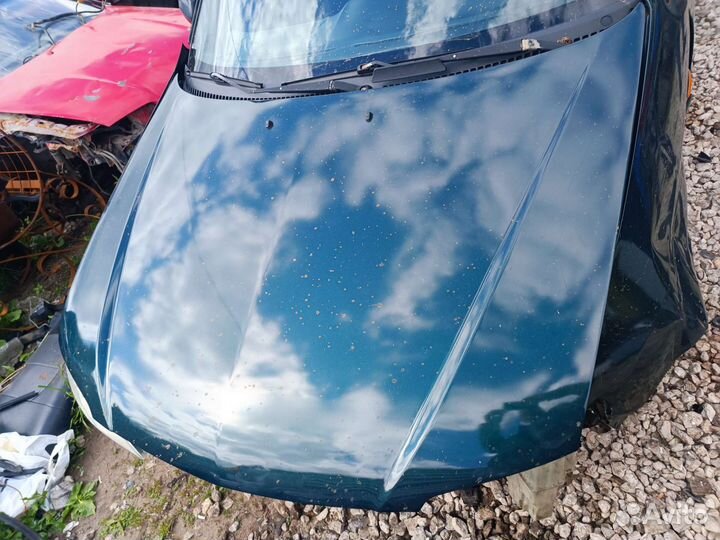 Капот Mazda 323 fBJ 2003 г