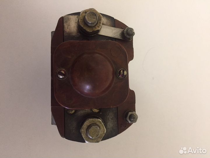 Размыкатель массы автомобильный км-200Д-В