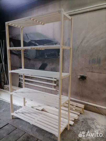 Стеллаж деревянный для игрушек