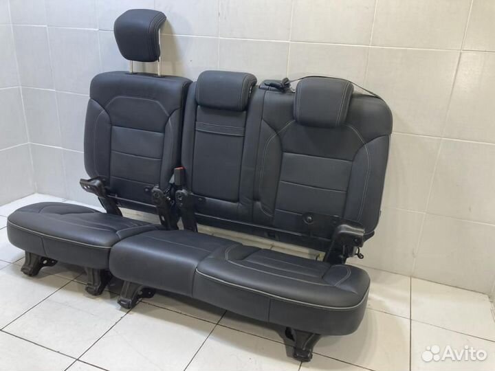 Сиденье заднее Mercedes-Benz M-Class ML W166