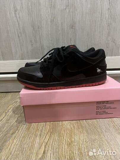 Nike SB Dunk Low Black Pigeon