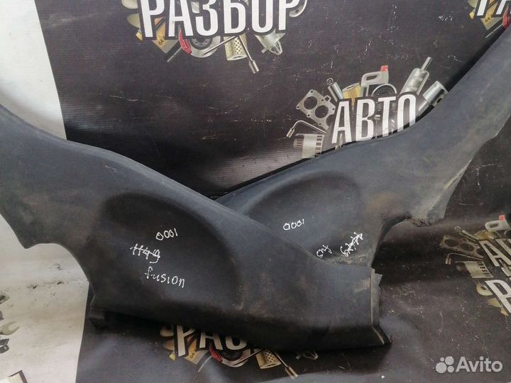 Обшивка задних стоек Ford Fusion