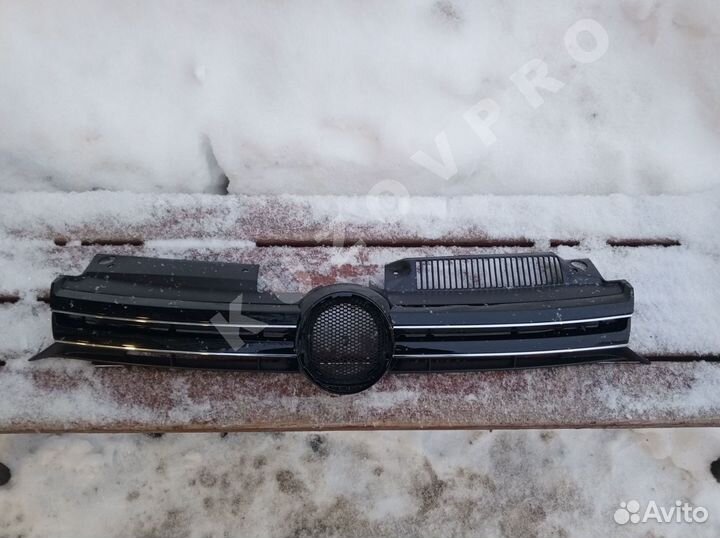 Решетка радиатора Volkswagen Golf 6